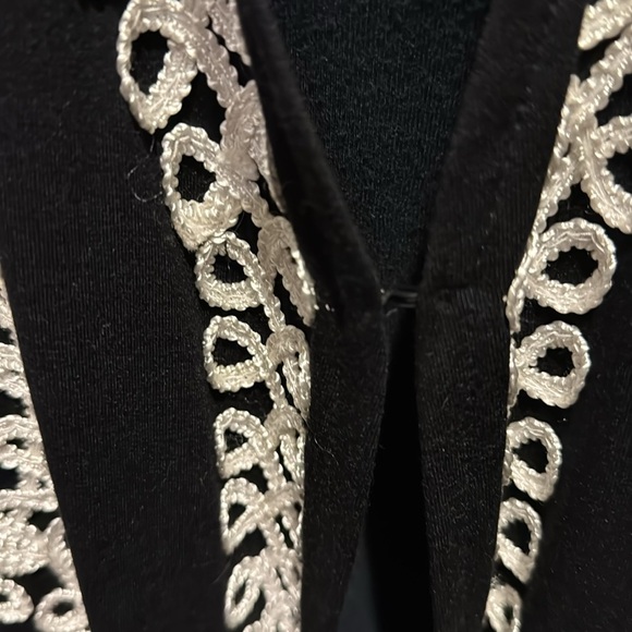 Once Again black white flat corded embroidered stretch duster/ling cardigan. 2X - Picture 5 of 8